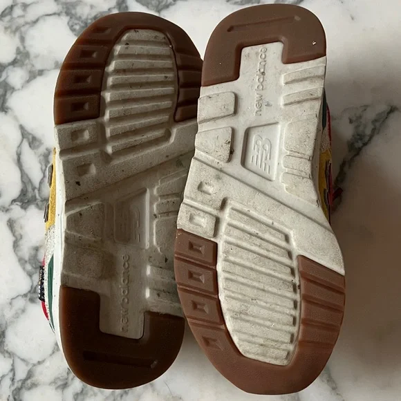 NEW BALANCE 997H LITTLE KID 'VARSITY GOLD MULTI' size 13 - Picture 4 of 7